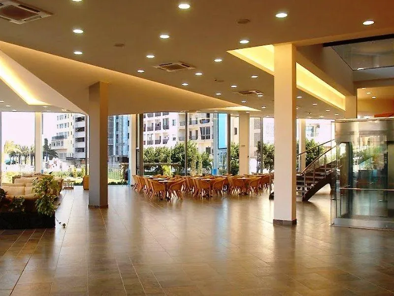 Xon'S Platja Ha Otel Empuriabrava